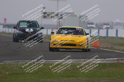 media/Jan-18-2026-CalClub SCCA (Sun) [[8bc6468723]]/Group 3 Race/Turn 1/